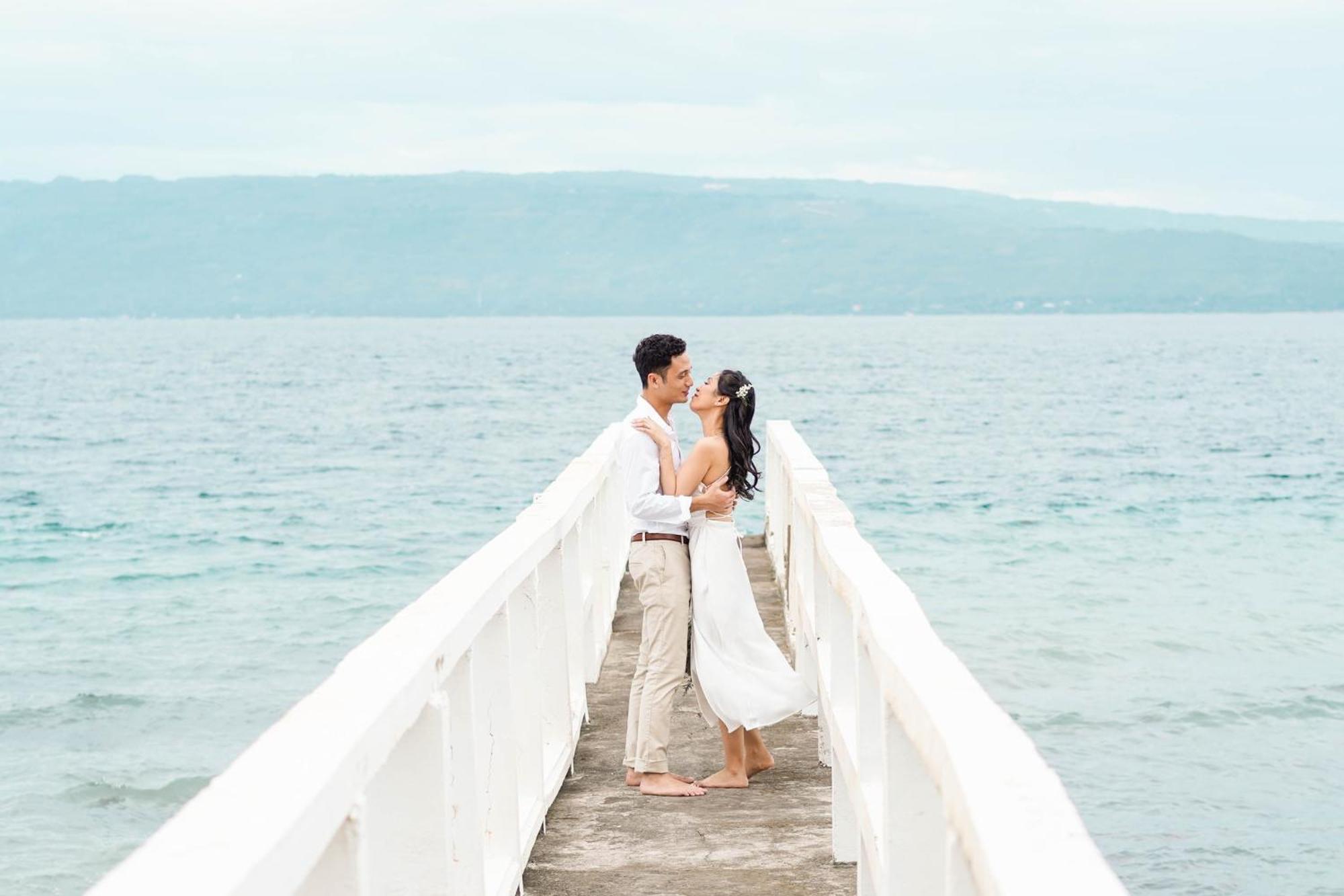 Wuthering Heights Bed & Breakfast By The Sea Dumaguete City Exterior photo